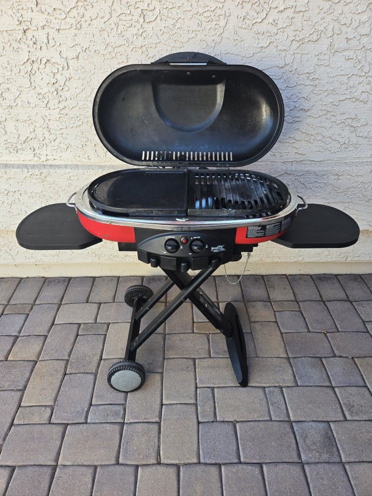 Coleman road trip grill