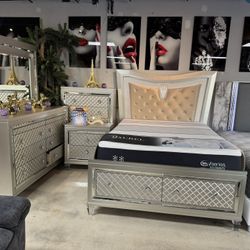 Exquisite 5Pc Bedroom Set With Storage Drawers Jewelry Drawer & LED Lights