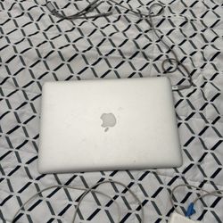 MacBook Air 2012 Used Perfect Condition