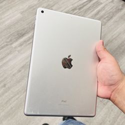 iPad 7th Gen 32gb WiFi