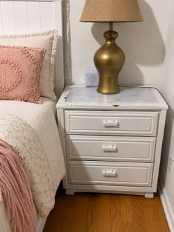 Solid Wood Queen Bedroom Set – Bed Frame + Dresser + 2 Nightstands
