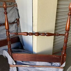 Antique Mahogany Hand Carved Pineapple Bed Frames (2x)