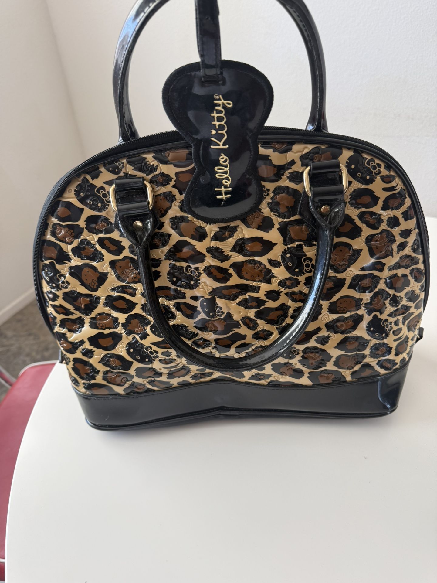 Purse (Hello Kitty purse)