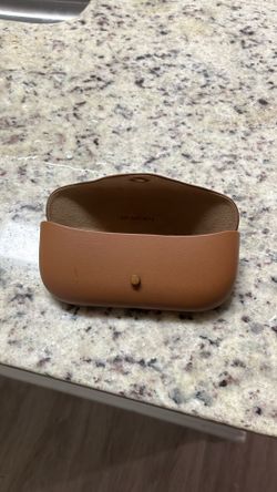 Ray Ban Meta Charging Case