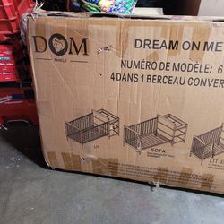 Dream On Me Crib and Changing Table Combo