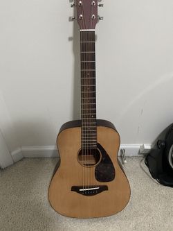 Yamaha Guitar