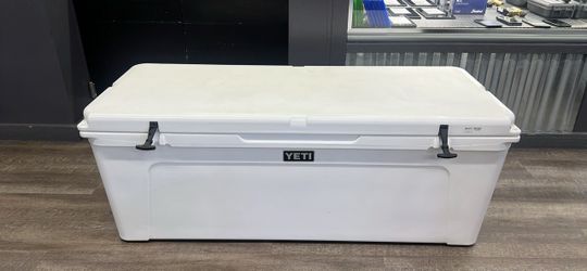 YETI Tundra Large Hard Cooler White