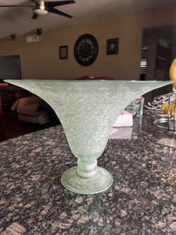 Decorative vase