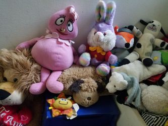 Stuffed animals in good condition