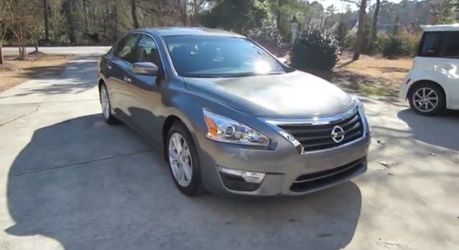 Nissan Altima Sedan