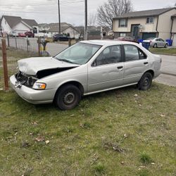Nissan Sentra 1999 Sedan Parts Car Or Fixer Upper