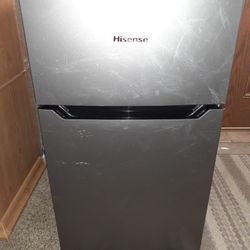 Mini Refrigerator 