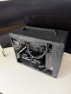 Micro ATX Gaming PC RTX 5070