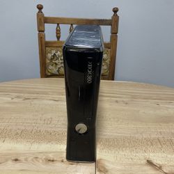 Xbox 360 Slim Broken