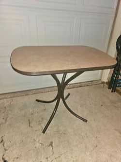 Will Take Best Offers Not Free kitchen table
