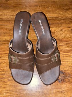 Naturalizer Sandals/Heels