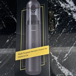 New in the Box Black Chuboor Multi-Purpose Vacuum Cleaner for Home & Car