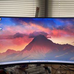 Small Hp Pc That Can Play Some Games. 
