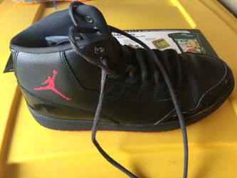 JORDANS SIZE 9 LIKE NEW
