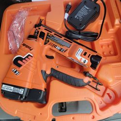 Paslode 16 Ga Nail Gun