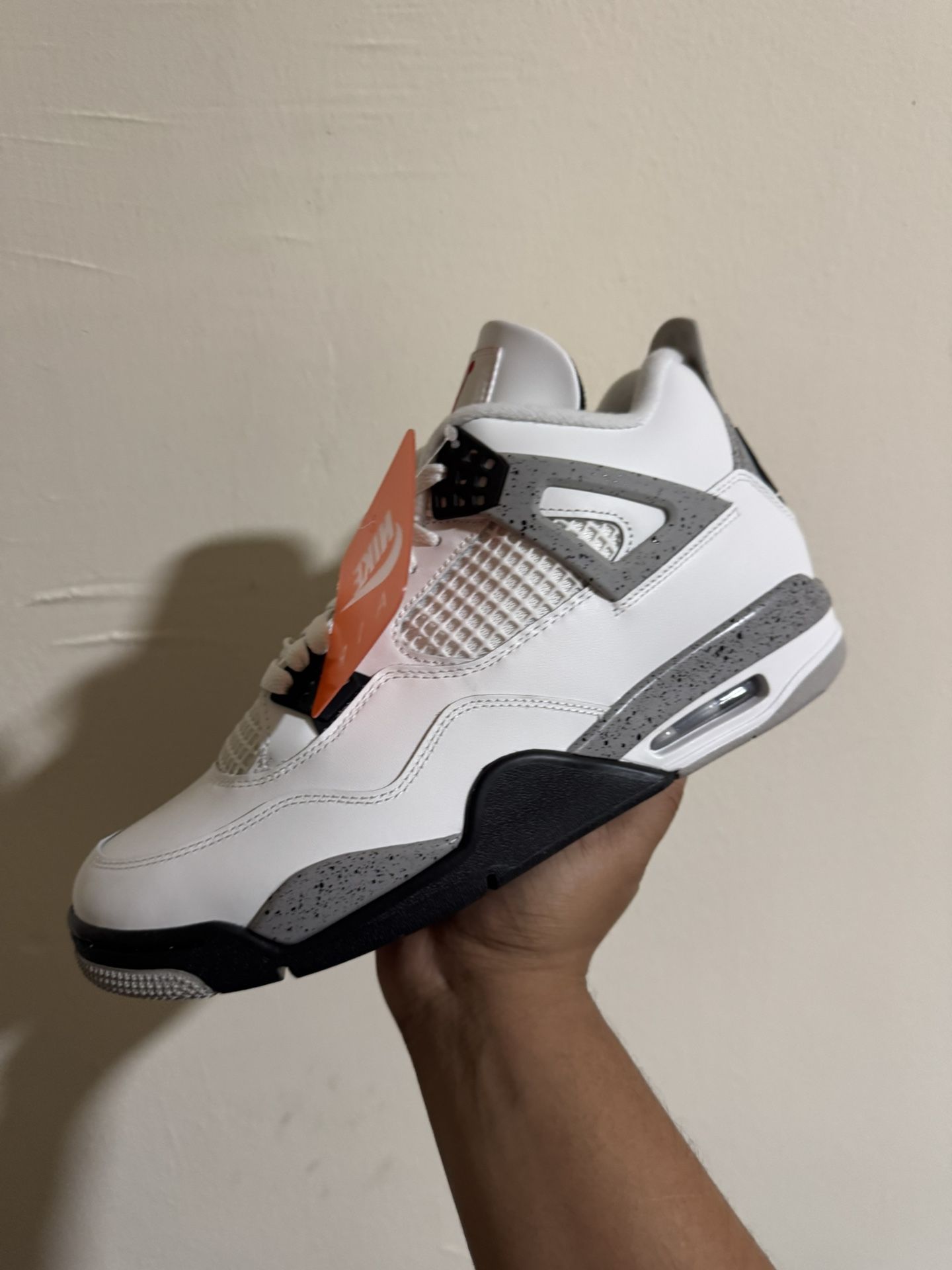 Air Jordan 4 White Cement 2025 Size 10x2