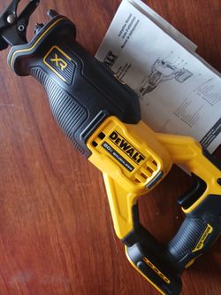 20v Dewalt Brushless reciprocating saw new Only Tool