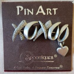 Pin Art XOXOO Heart Hugs And Kisses Pin NEW!