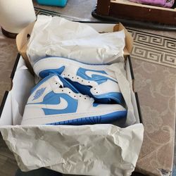 Air Jordan 1 Mid Se