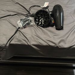 Hair Dryer With Diffuser Attachment 