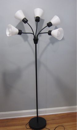 Black Luxury 5-Heads Floor Lamp