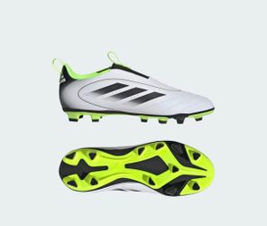 Boy  soccer cleats size 8k