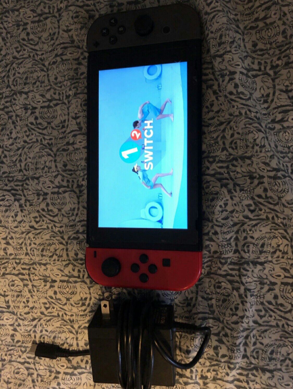 Nintendo Switch plus 3 Games! Great condition