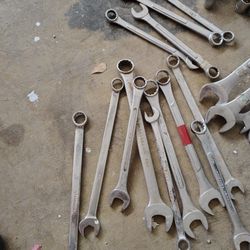 Large Size Sockets And Wrenches