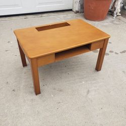 Small Kids Desk - See Size Below