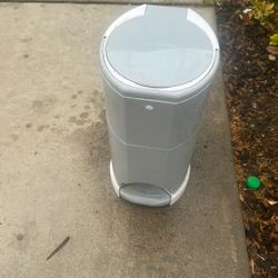Litter Champ Cat