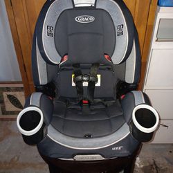 Graco 4ever Recliner Carseat Model #1938449