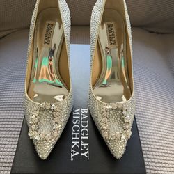 Women Sandals (Badgley Mischika)