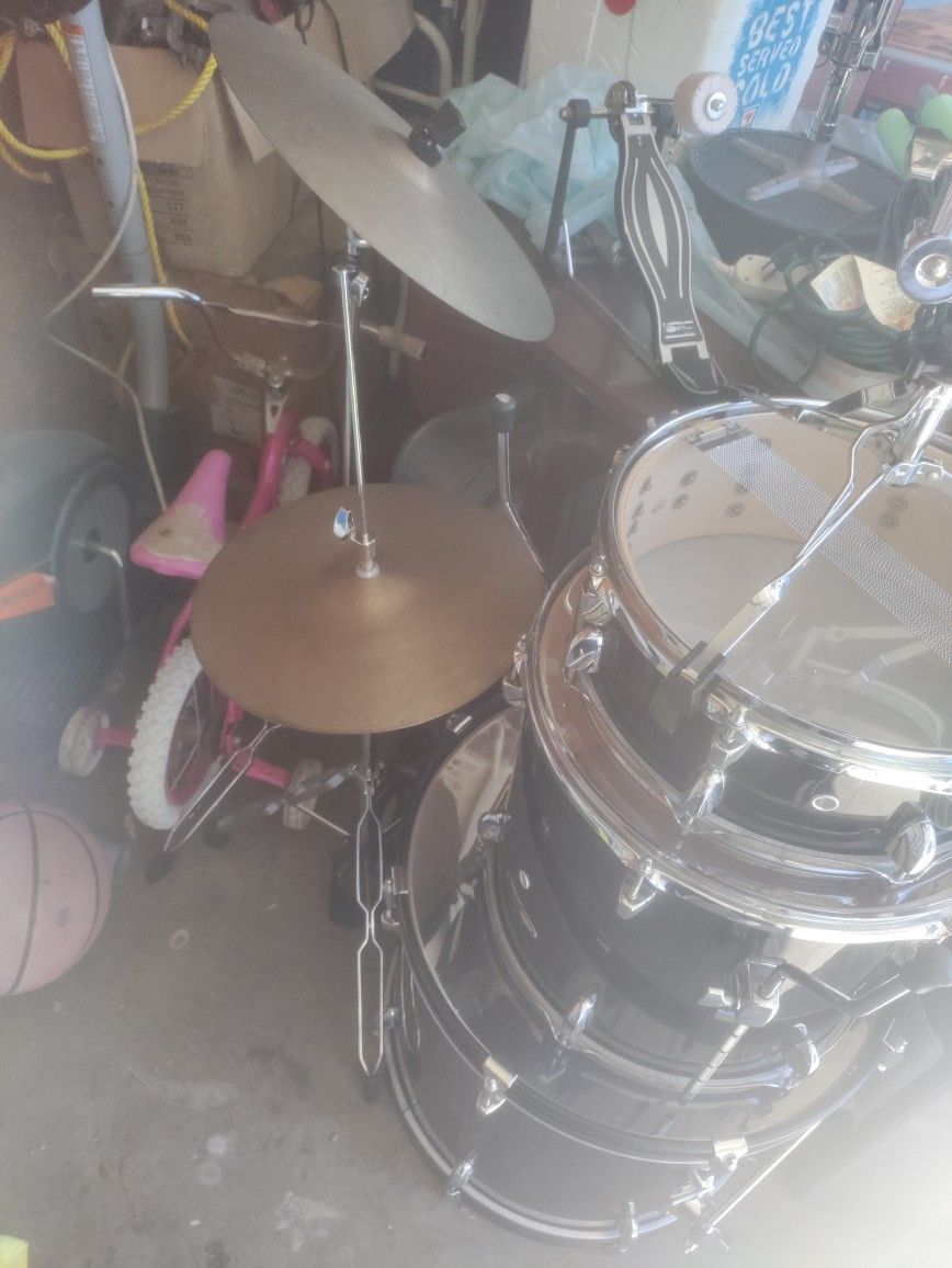 Drum Set
