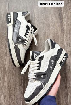 Lv Trainers Size 8