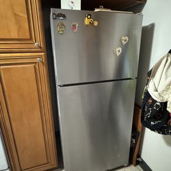 Refrigerator Como Nuevo 