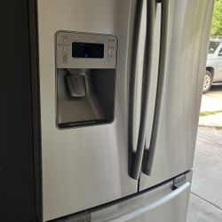 Refrigerator Samsung 