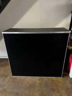 Flash Furniture Portable Bar or DJ booth