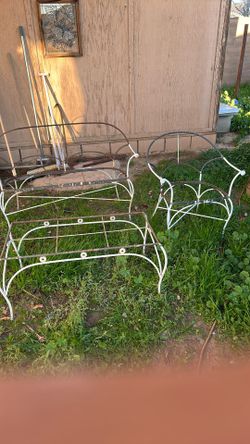 Project Vintage  Bench And Table And Chair 