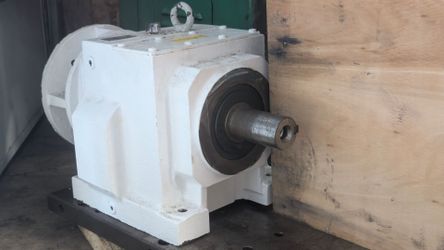 Dodge/Baldor heavy duty inline gear reducer, 4.87:1 ratio, 45HP max input