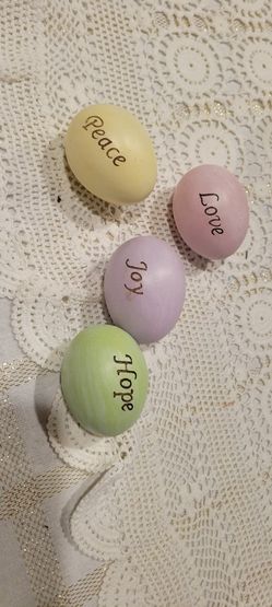 4 Easter Pastel Color Resin Decor Eggs