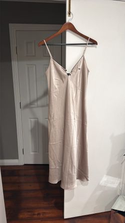 Ivory satin women’s gown  sz m
