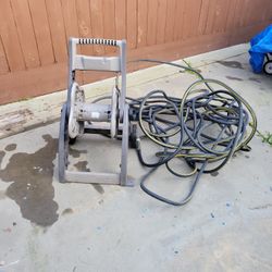 100 Ft Hose And Reel 