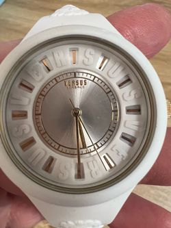 Woman’s watches, used, needs to replace the battery , silicon band