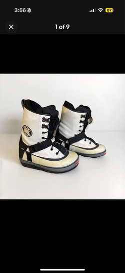 Vans Snowboard Boots