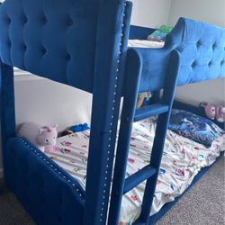 Twin Size Floor Standing Bunk Bed, Upholstered Bunk Bed with Button Tufting and Feet, Suitable for Boys, Girls, Teenagers, Adults, Blue